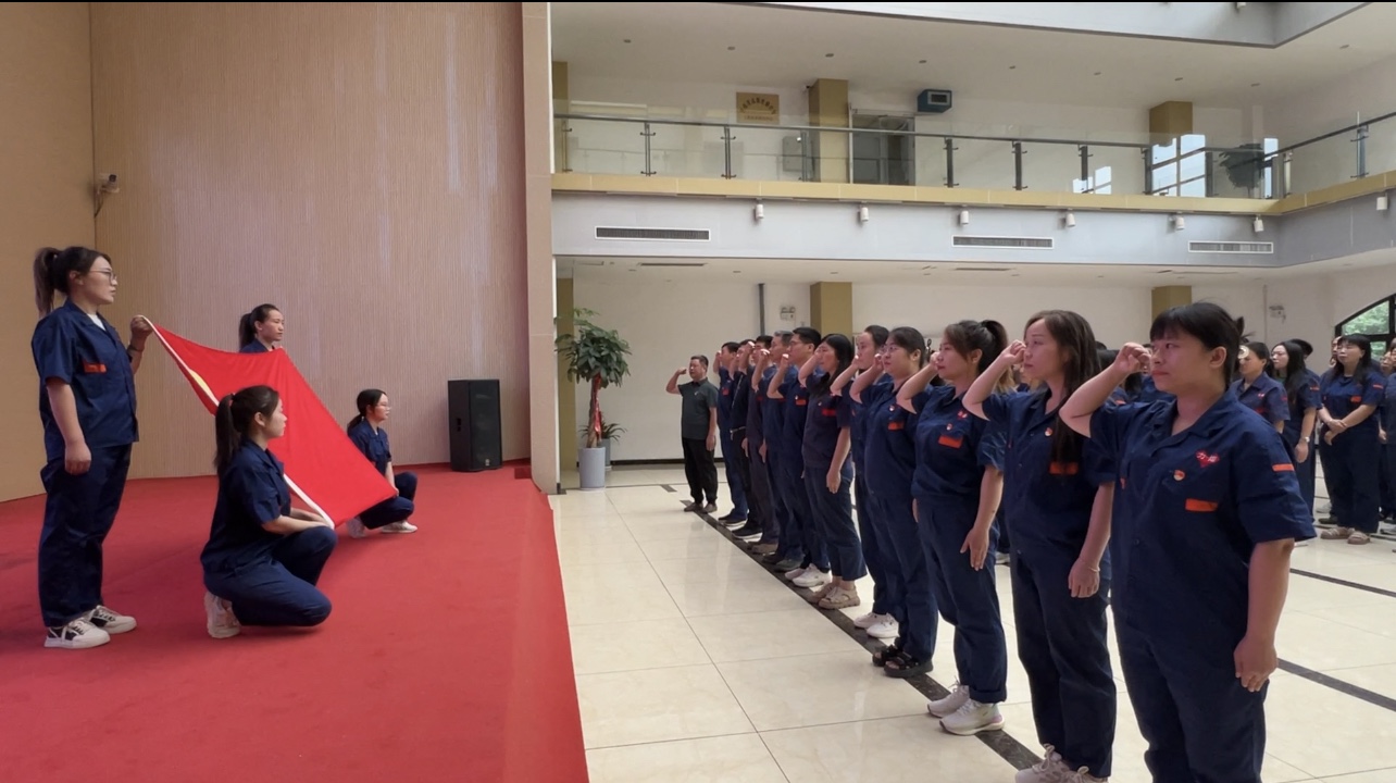 迎七一、憶初心、強(qiáng)黨性、建新功慶祝”七一”系列活動(dòng)